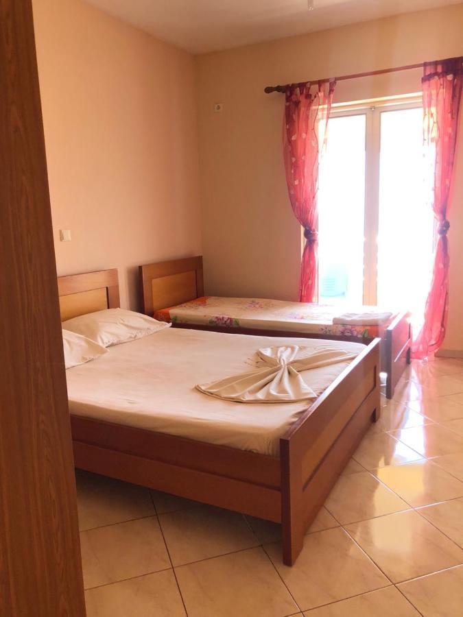 דירות Lukovë Simona'S House מראה חיצוני תמונה
