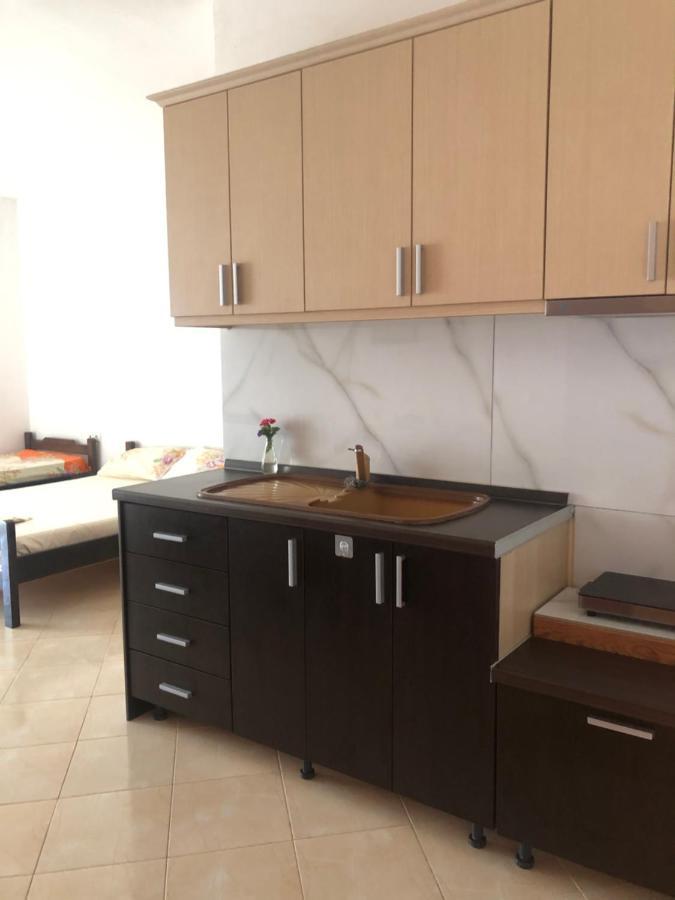דירות Lukovë Simona'S House מראה חיצוני תמונה